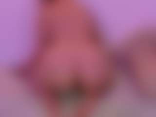 Live cam show with Maya Vexx - Camel Toe on Adult Interactions