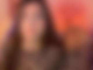 Live cam show with Maya Vexx - Amateur on sexylive.show