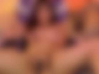 Live cam show with Maya Vexx - Erotic Dance on Camsoda