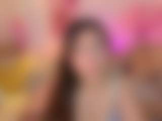 Live cam show with Maya Vexx - Teen (18+) on WildCum