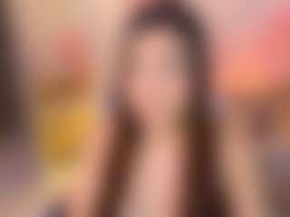 Live cam show with Maya Vexx - Brown Eyes Curvy on Camming Site