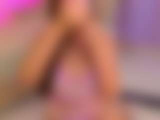 Live cam show with Maya Vexx - Colombia Young Adult on Dare Cams