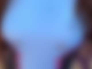 Live cam show with Maya Vexx - Public on CamClone