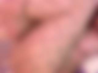 Live cam show with Maya Vexx - Control on CamClone