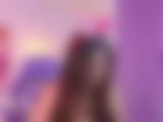 Live cam show with Maya Vexx - Amateur on Camsoda