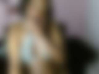 aylany_brunett's Live Sex Cam Show