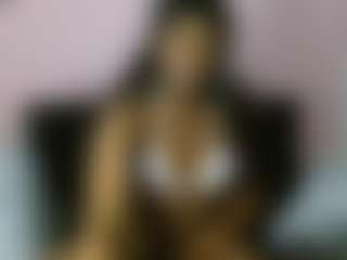 aylany_brunett's Live Sex Cam Show