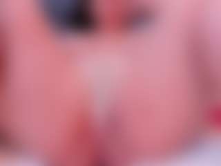 Live cam show with naommysexy - Gagging on Camsoda