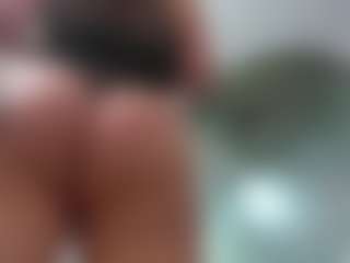 alfawoman's Live Sex Cam Show