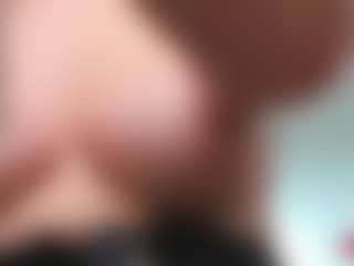 alfawoman's Live Sex Cam Show