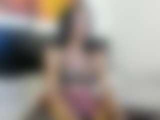 Live cam show with MeganRhyder - Smoking on Camsoda