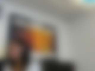 Live cam show with MeganRhyder - Average on Porn Luv