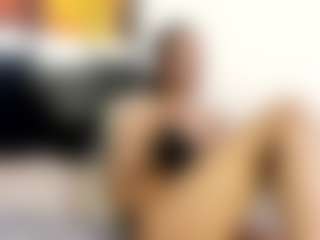 Live cam show with MeganRhyder - Big Cock on Camversity