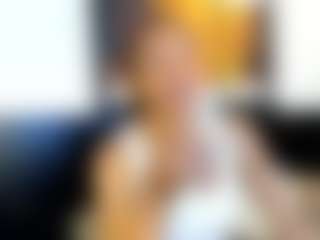 Live cam show with MeganRhyder - Drinking on crypto-cams