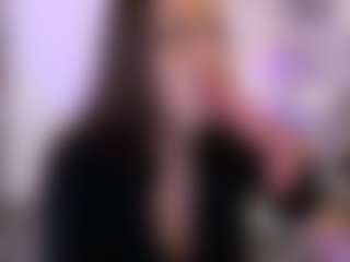 Live cam show with AliceOfWonders - Striptease on Camming Site