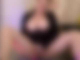 AliceOfWonders's Live Sex Cam Show