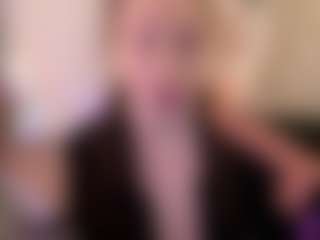 AliceOfWonders's Live Sex Cam Show