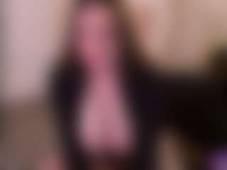 AliceOfWonders's Live Sex Cam Show