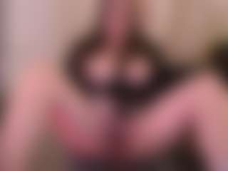 AliceOfWonders's Live Sex Cam Show