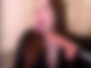 AliceOfWonders's Live Sex Cam Show