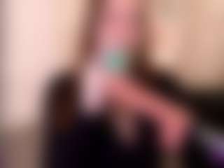 AliceOfWonders's Live Sex Cam Show