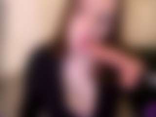 AliceOfWonders's Live Sex Cam Show