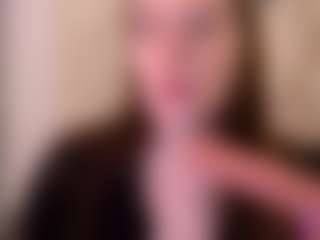 AliceOfWonders's Live Sex Cam Show