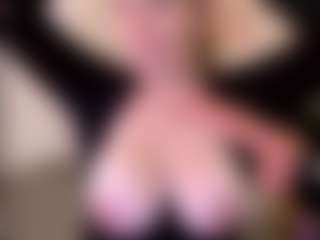 AliceOfWonders's Live Sex Cam Show