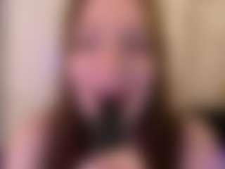 AliceOfWonders's Live Sex Cam Show