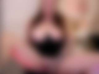 AliceOfWonders's Live Sex Cam Show