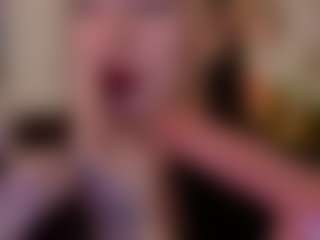 AliceOfWonders's Live Sex Cam Show
