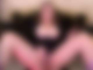 AliceOfWonders's Live Sex Cam Show