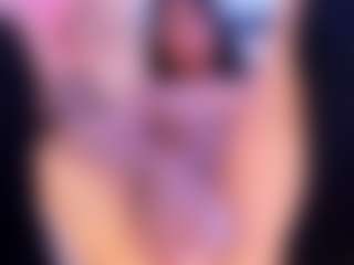 Live cam show with Doja Meow - Public Latina on Milf Play | colombia