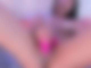 Live cam show with Doja Meow - Ebony Squirt on Camsoda