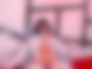 Live cam show with Doja Meow - Public Latina on Camsoda