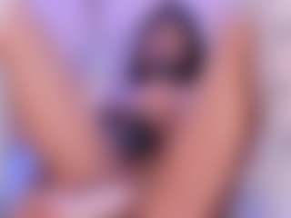 Live cam show with Doja Meow - Squirt Latina on Dolls Live