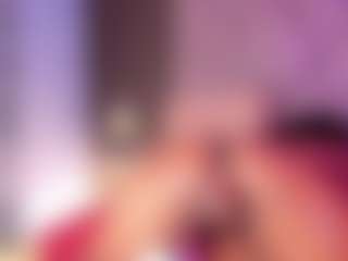 Live cam show with EmaRhodes - MILF on sexylivex.com