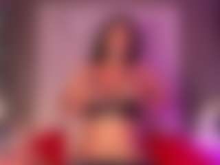Live cam show with EmaRhodes - Double Penetration on SxyPornLive
