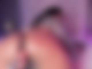 EmaRhodes's Live Sex Cam Show