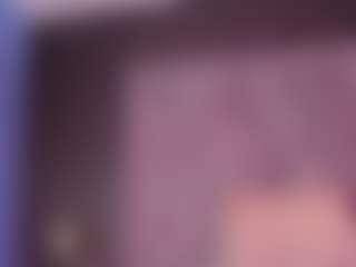 Live cam show with EmaRhodes - Mature on justonemore.cc