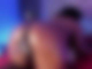 EmaRhodes's Live Sex Cam Show
