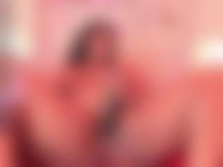 Live cam show with EmaRhodes - Mature on Soda Cam