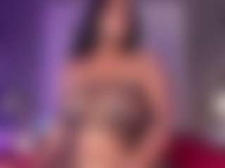 Live cam show with EmaRhodes - Fingering MILF on Soda Cam