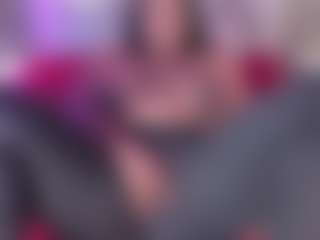 EmaRhodes's Live Sex Cam Show