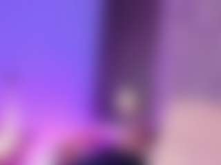EmaRhodes's Live Sex Cam Show
