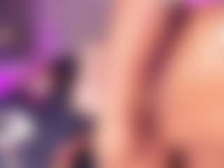 EmaRhodes's Live Sex Cam Show
