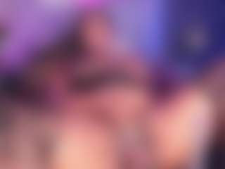 EmaRhodes's Live Sex Cam Show