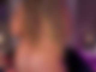 Live cam show with EmaRhodes - Asshole Mature on Camsoda