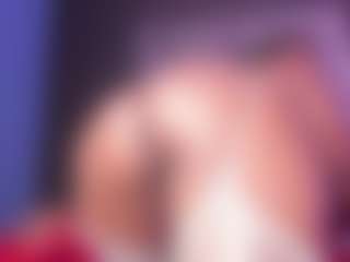 EmaRhodes's Live Sex Cam Show