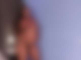 Live cam show with EmaRhodes - Fetish MILF on Soda Cam